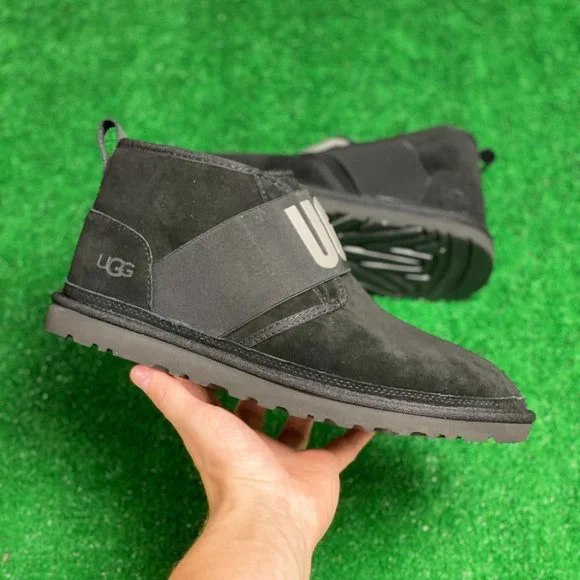 UGG Neumel II Graphic Mens Suede Chukka Boots Black UGG 1119392 BLK NEW Size 11 - Picture 1 of 8